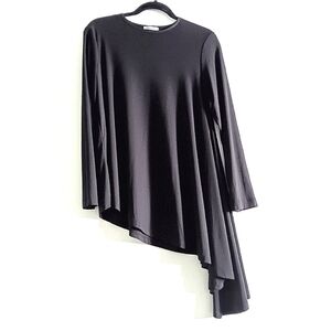 LARANOR LONG SLEEVE,  ASYEMMETRICAL HEM TUNIC. SIZE EU 42.